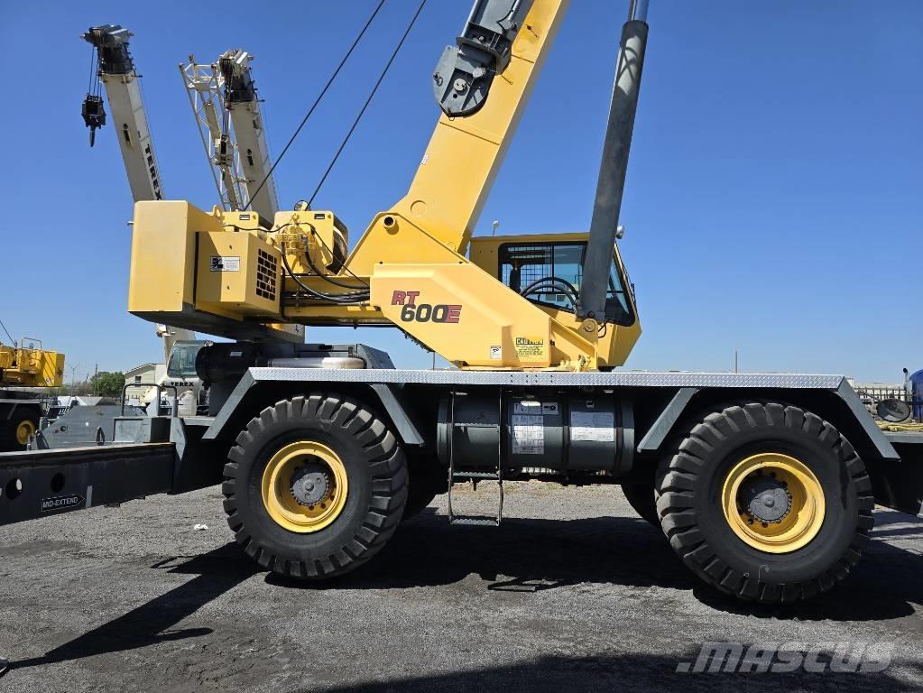 Grove RT 600 E Jeřáby pro těžký terén