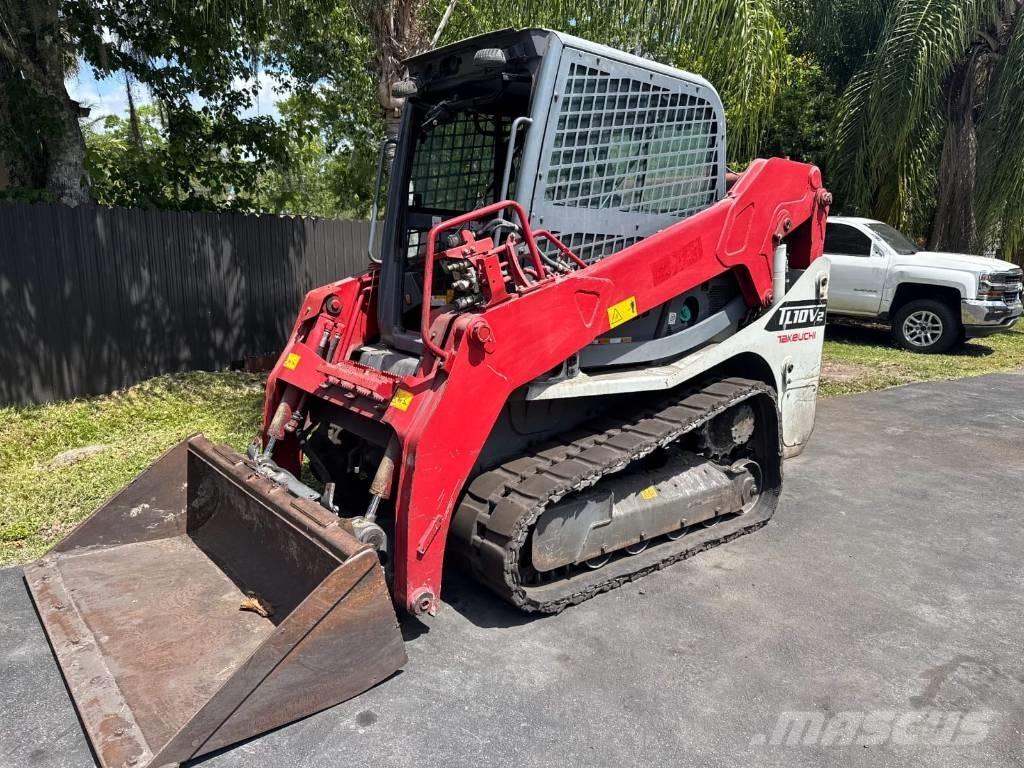 Takeuchi TL10 Smykem řízené nakladače