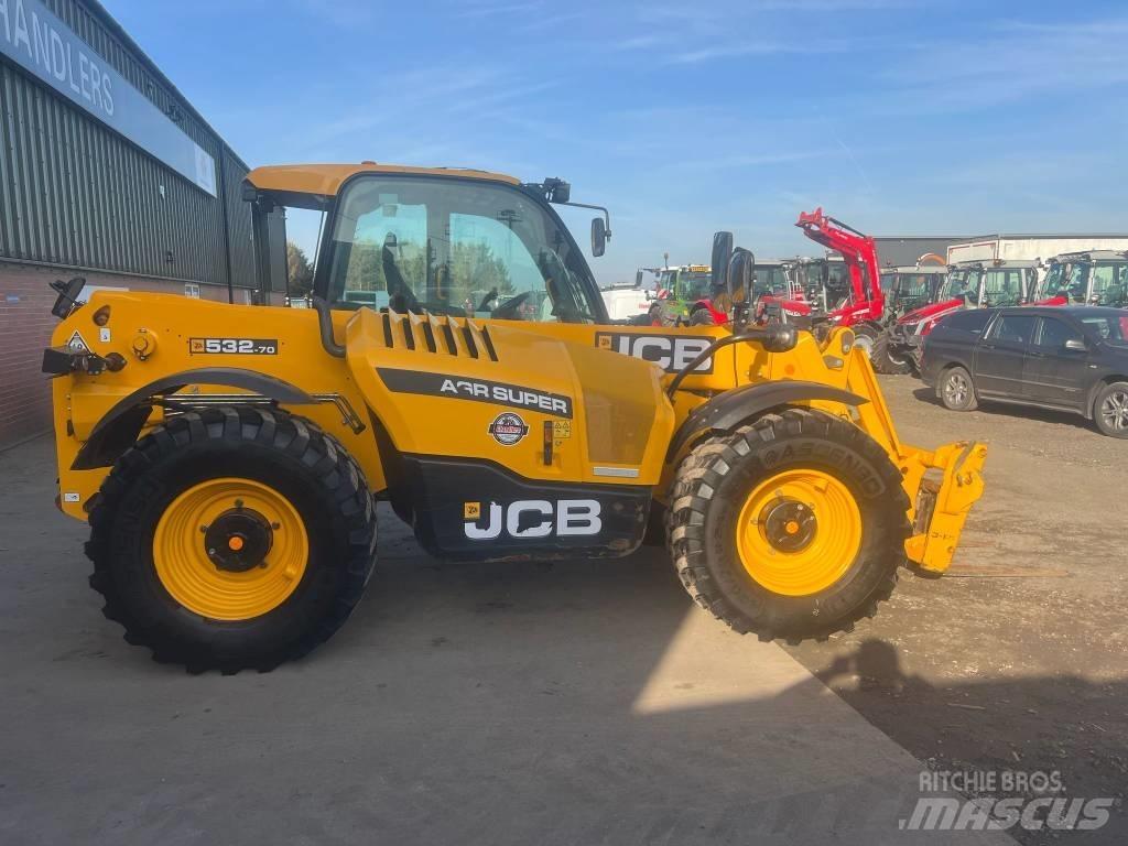 JCB 532 Teleskopické nakladače pro zemědělství
