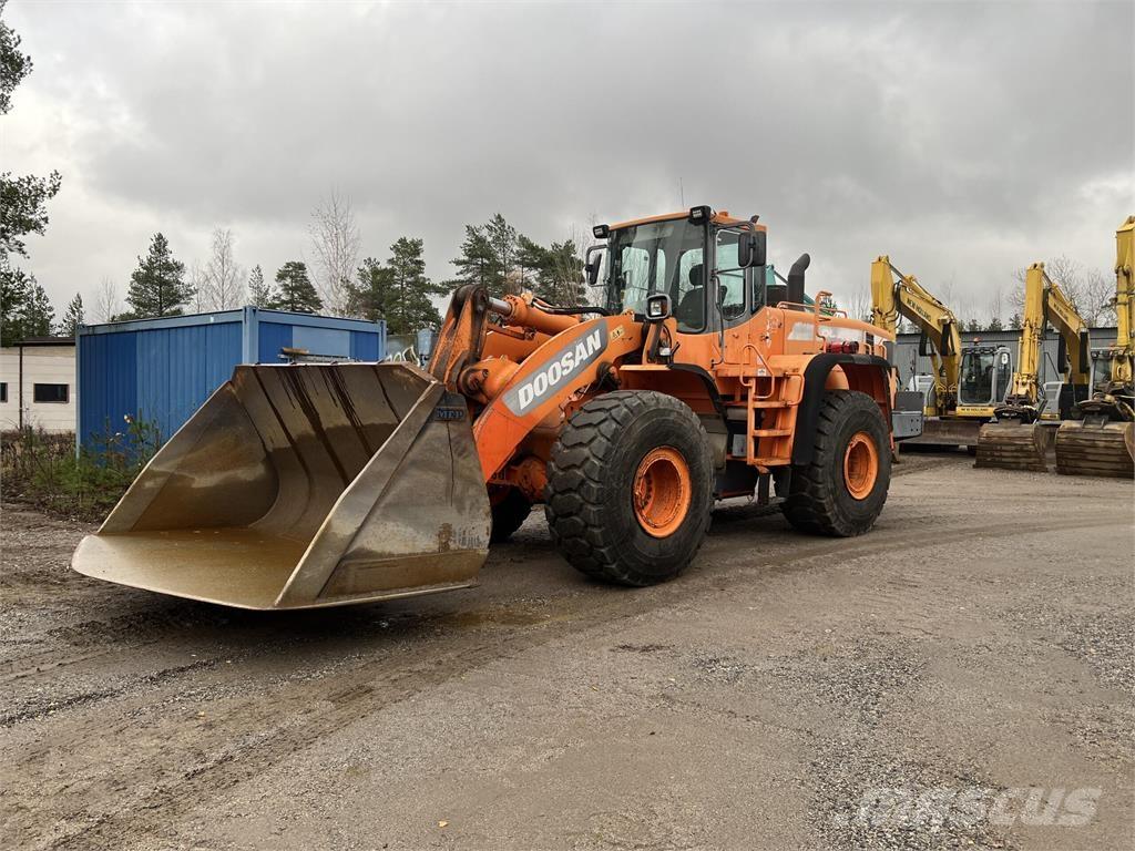 Doosan DL450 Kolové nakladače
