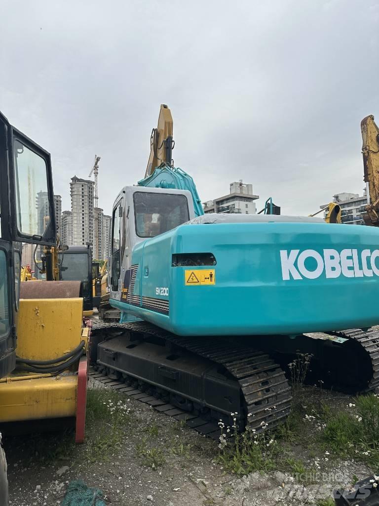 Kobelco SK 200 Pásová rýpadla