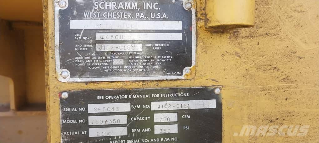  Schramm T450 RC Povrchové vrtací stroje