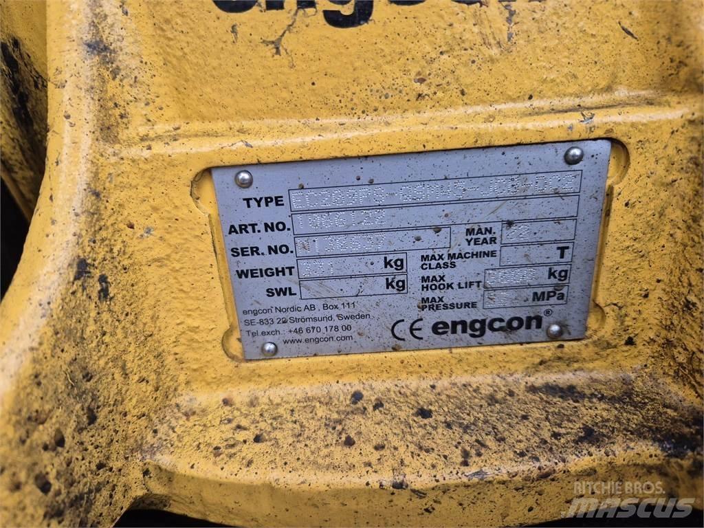 JCB Hydradig 110W Kolová rýpadla