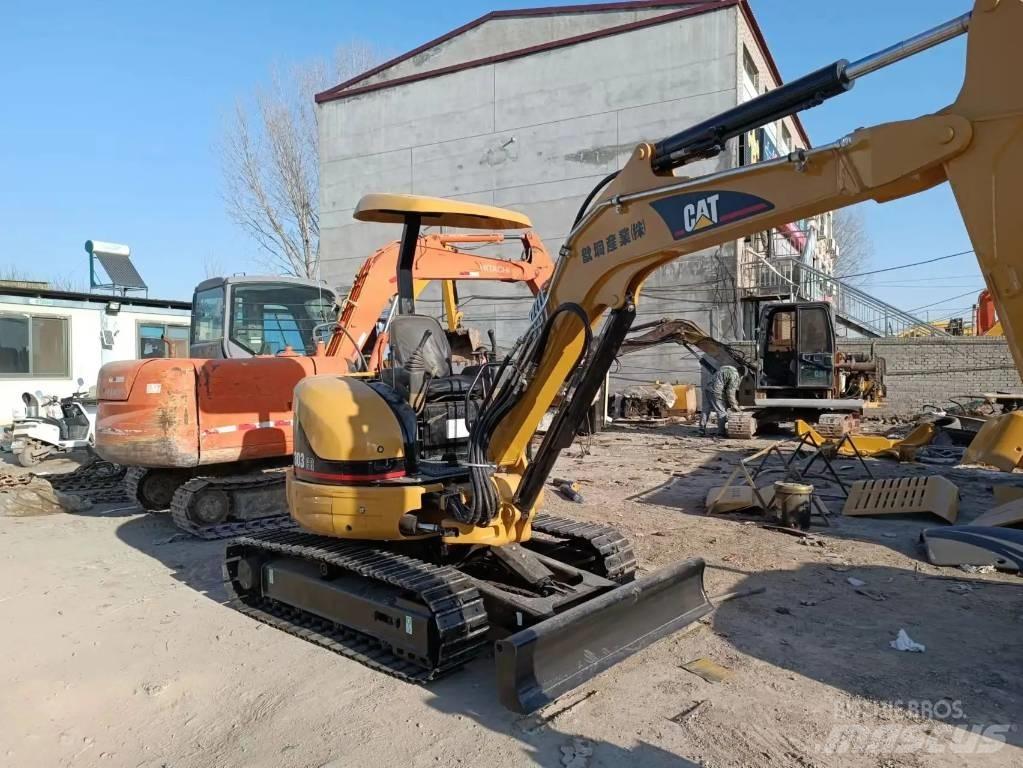 CAT 303 CR Mini rýpadla < 7t