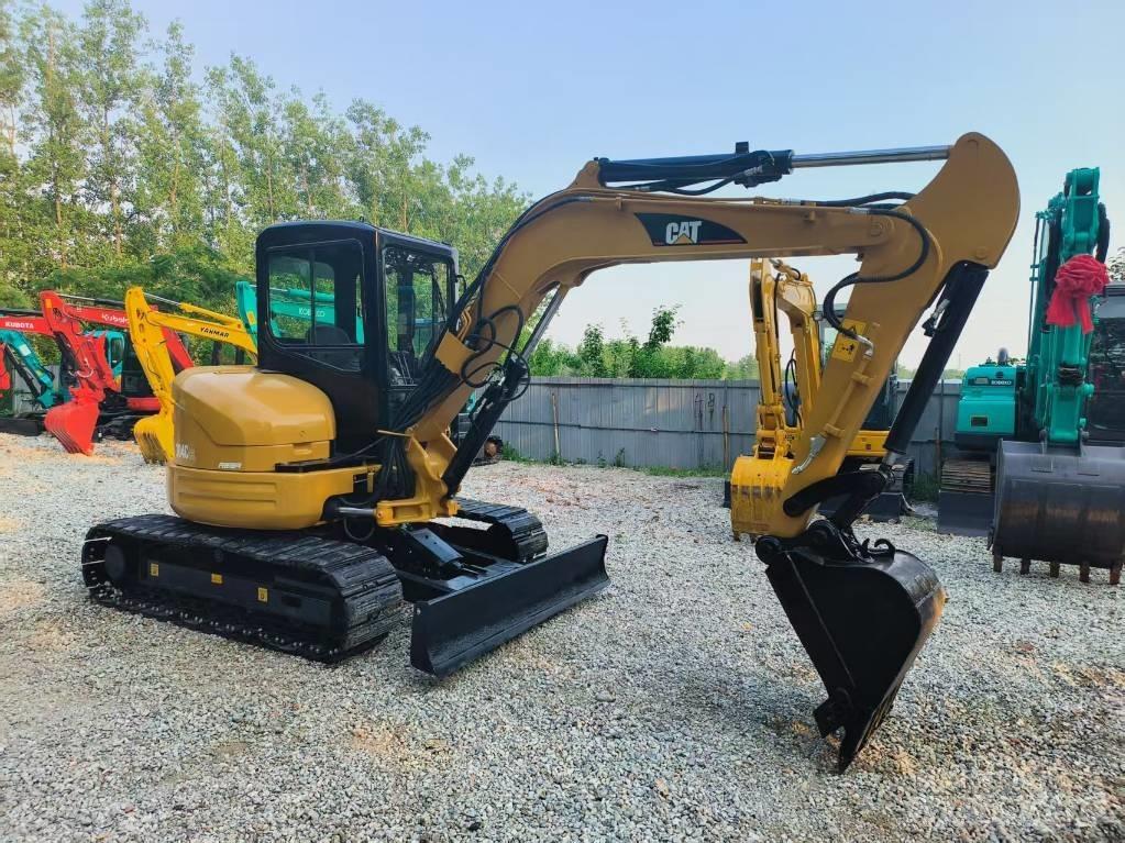 CAT 304 CR Mini rýpadla < 7t