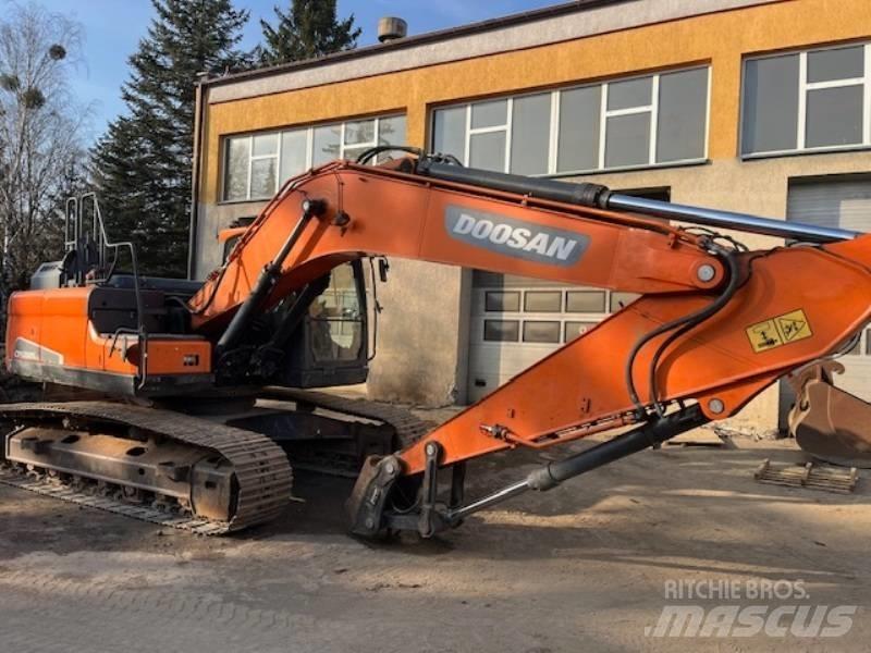 Doosan DX 225 LC-5 Pásová rýpadla