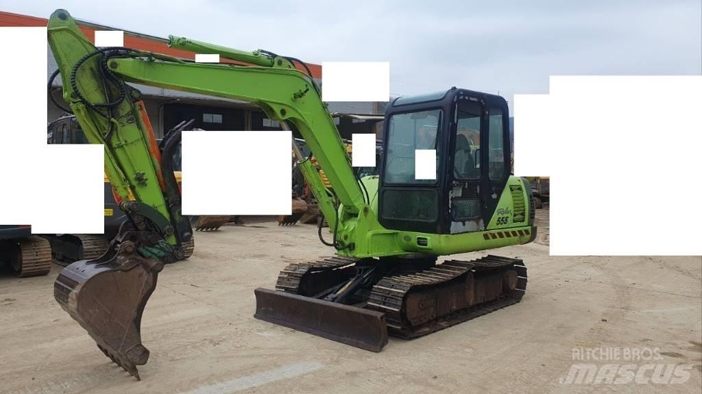 Hyundai ROBEX 555 Midi rýpadla 7t - 12t