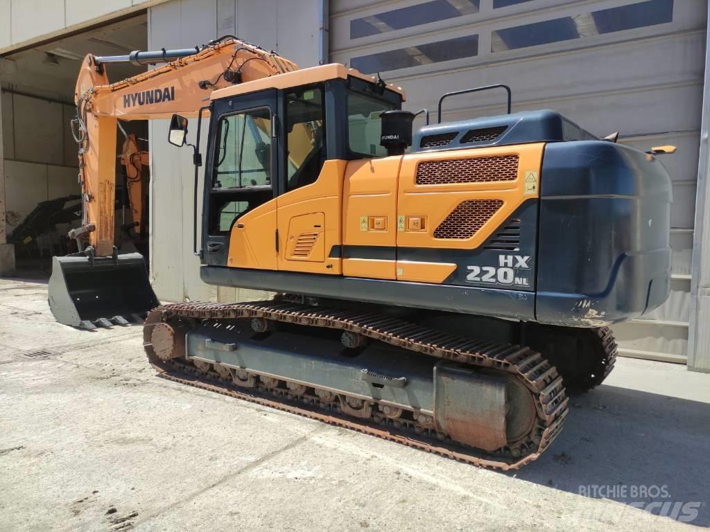 Hyundai HX 220 Pásová rýpadla