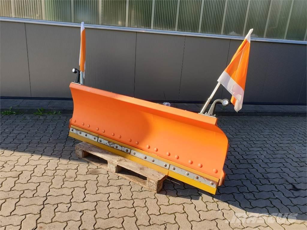 Tuchel SK Stroje na sklizeň pícnin-příslušenství