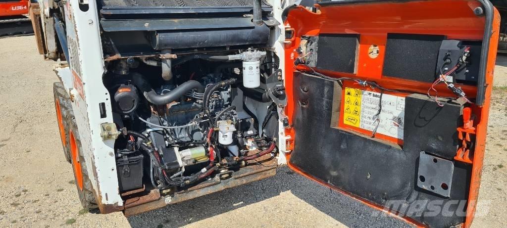 Bobcat S 100 Smykem řízené nakladače
