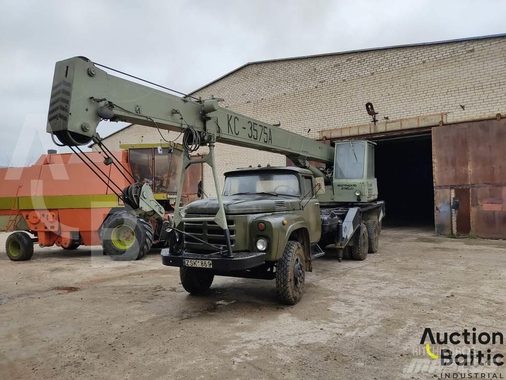 ZIL 133 Univerzální terénní jeřáby