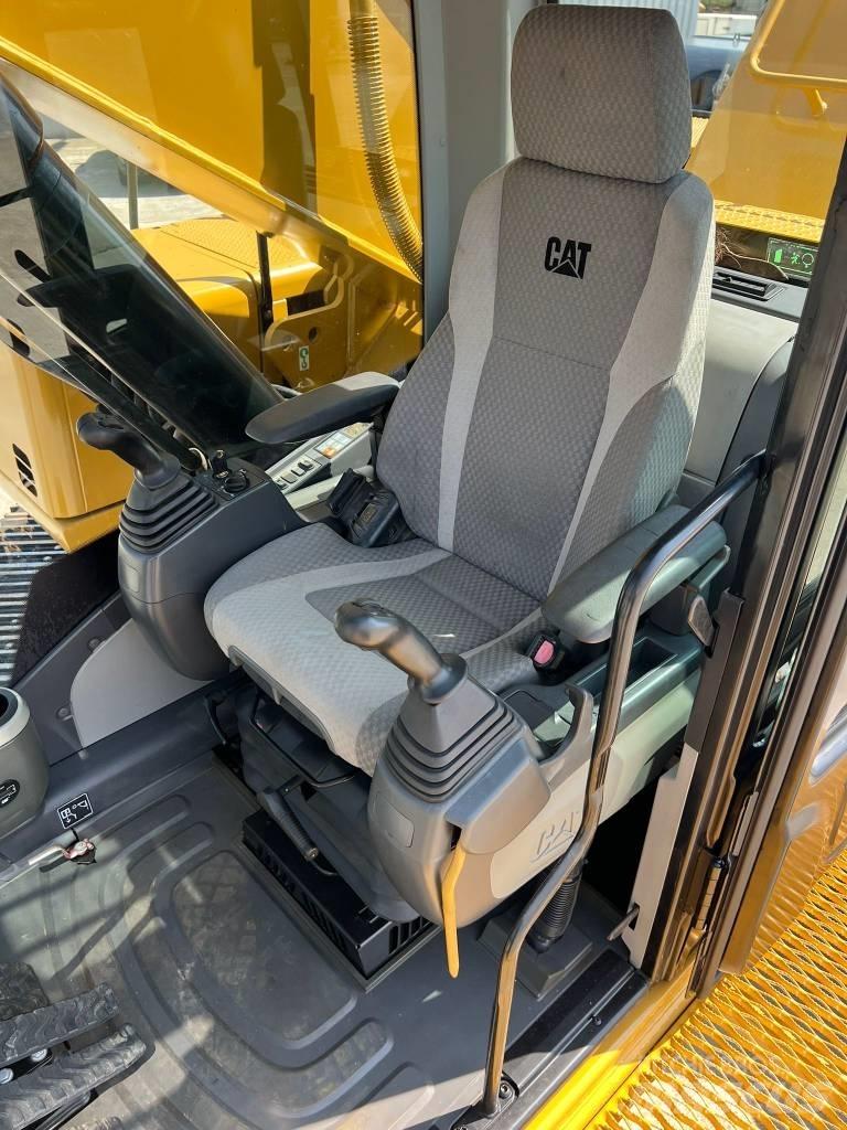 CAT 330D MH Stroje pro manipulaci s odpadem