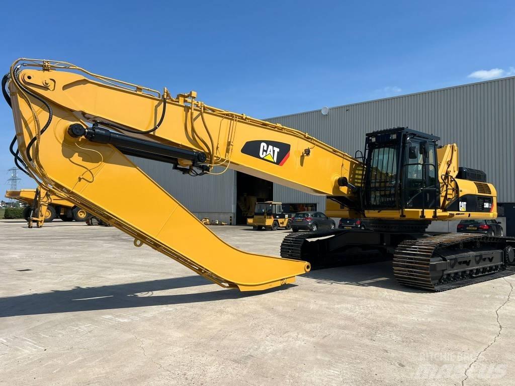 CAT 330D MH Stroje pro manipulaci s odpadem
