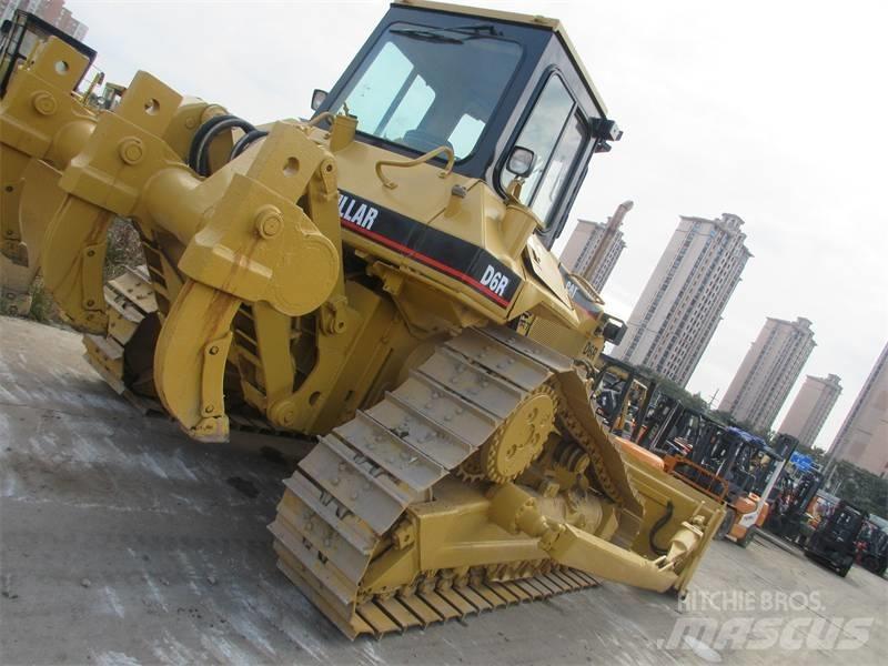 CAT D6R Pásové dozery