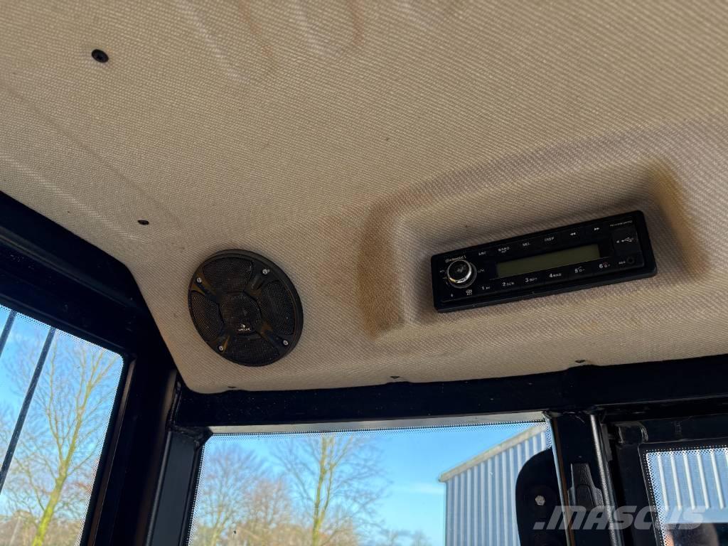 Hydrema 912 G Kloubové dempry