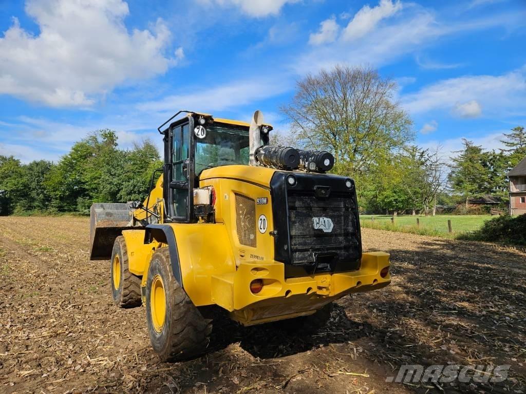 CAT 930 M Kolové nakladače