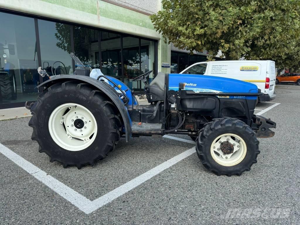 New Holland TN75 NA Traktory