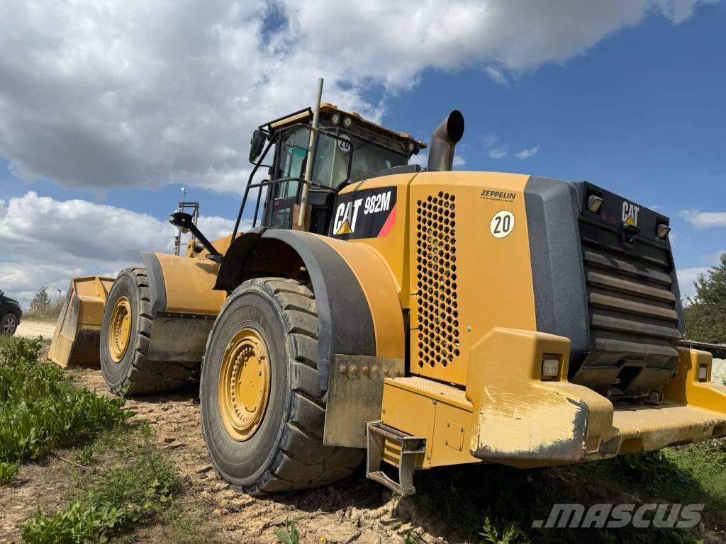 CAT 982 M Radlader Kolové nakladače