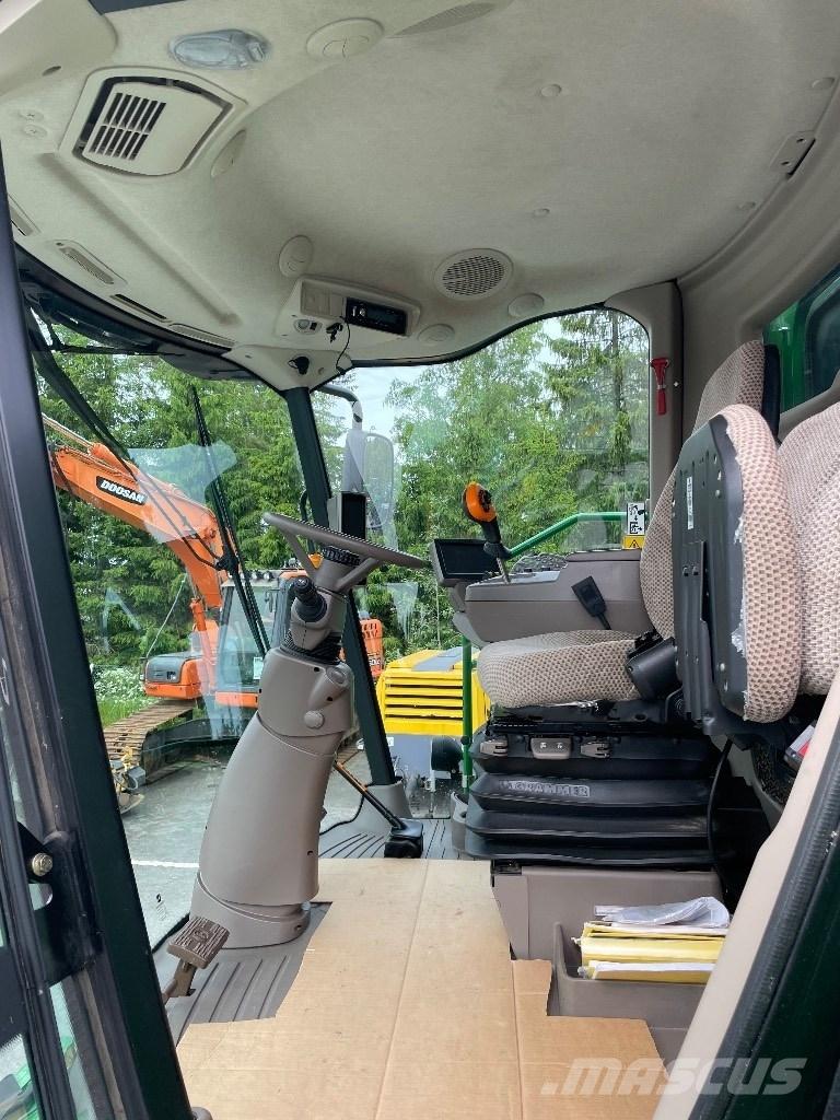 John Deere W 540 Sklízecí mlátičky