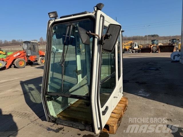 Liebherr SERIA B CAB Kabiny a interiér