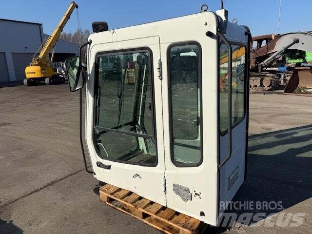 Liebherr SERIA B CAB Kabiny a interiér
