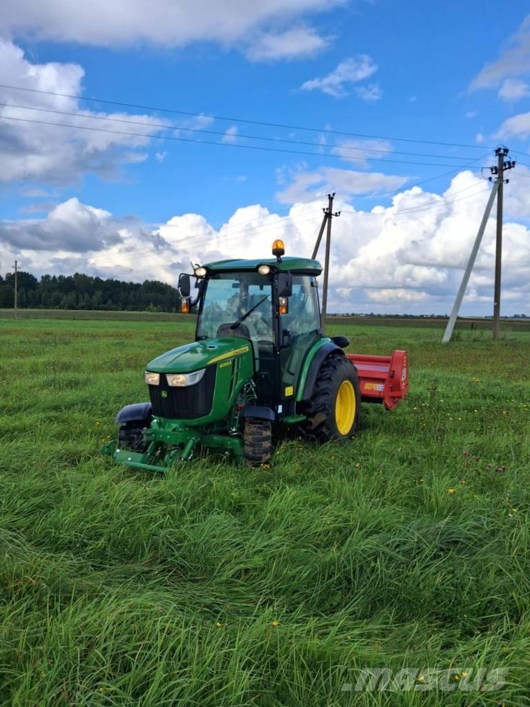John Deere 4066 R Traktory