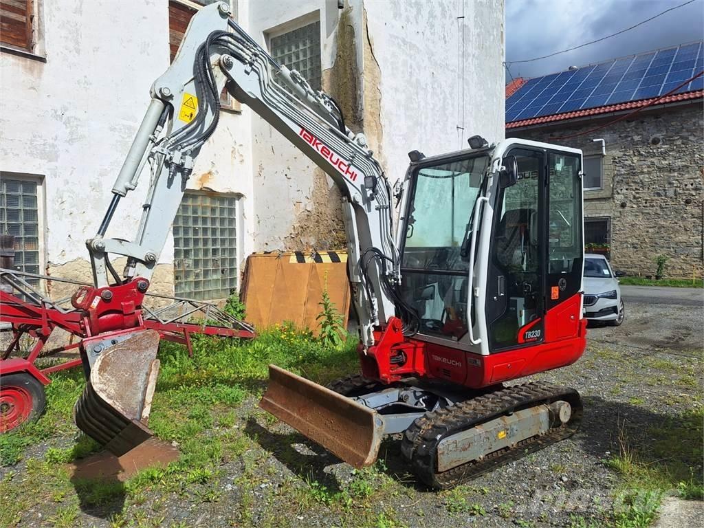 Takeuchi TB230 A Stavebnictví - ostatní