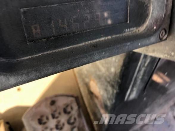 CAT 973C Pásové nakladače