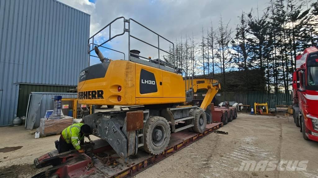 Liebherr LH 30 M Stroje pro manipulaci s odpadem
