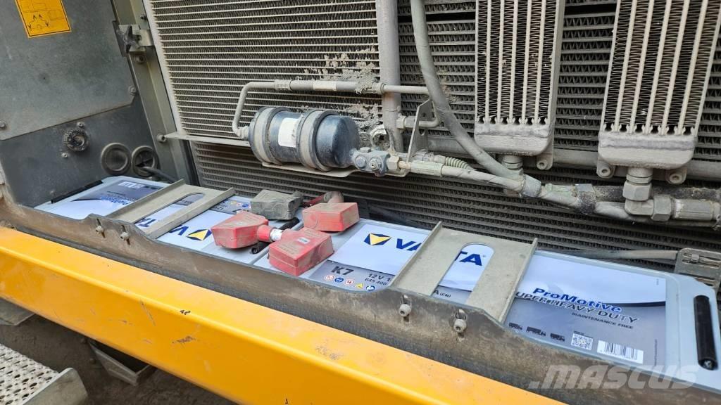Liebherr LH 30 M Stroje pro manipulaci s odpadem