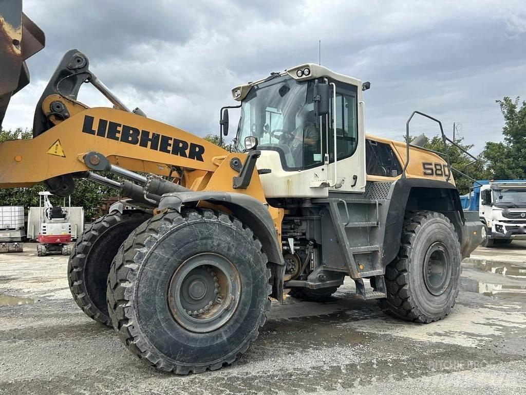 Liebherr L580 - Kolové nakladače