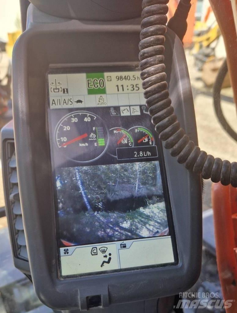 Hitachi ZX 140 W-6 Kolová rýpadla