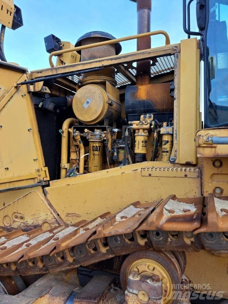 CAT D 8 T Pásové dozery