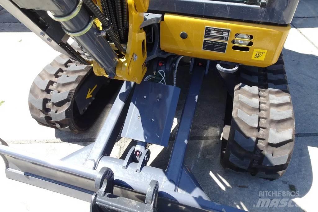 XCMG XE27E Pásová rýpadla