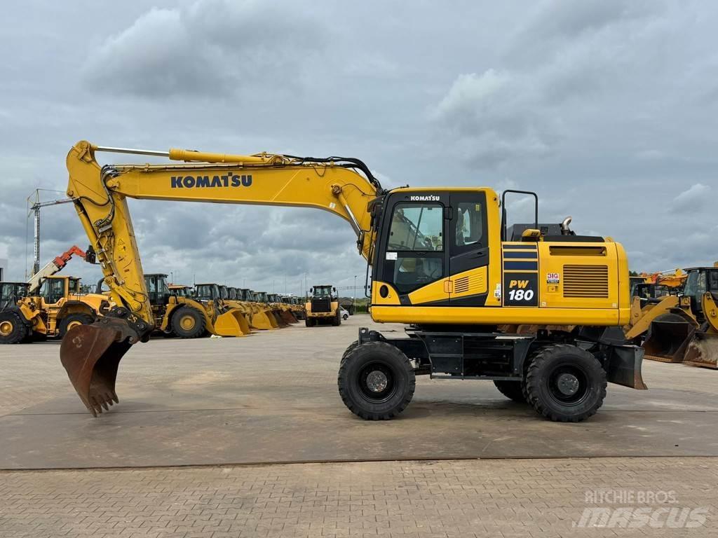 Komatsu PW180-11 Kolová rýpadla