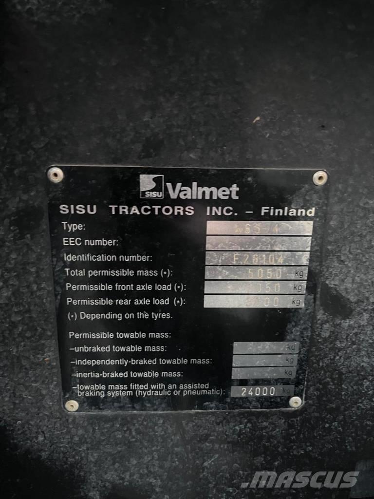 Sisu Valmet 665 Traktory