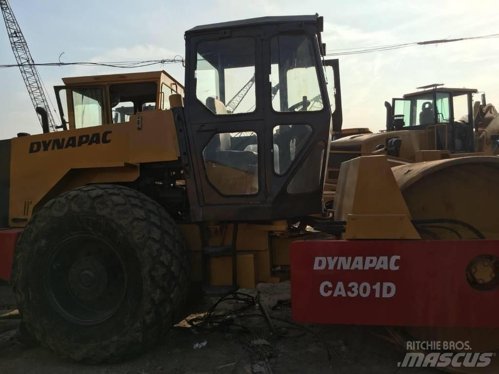 Dynapac CA 301 D Tahačové válce