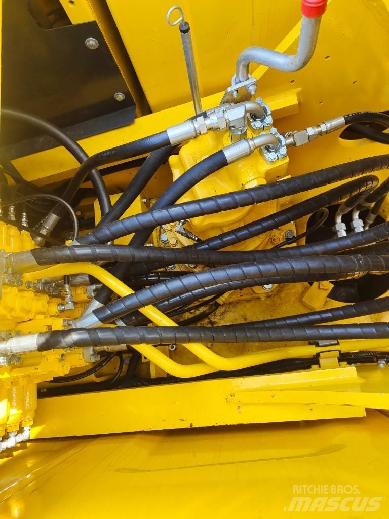 Komatsu PC 240 LC-8 Pásová rýpadla