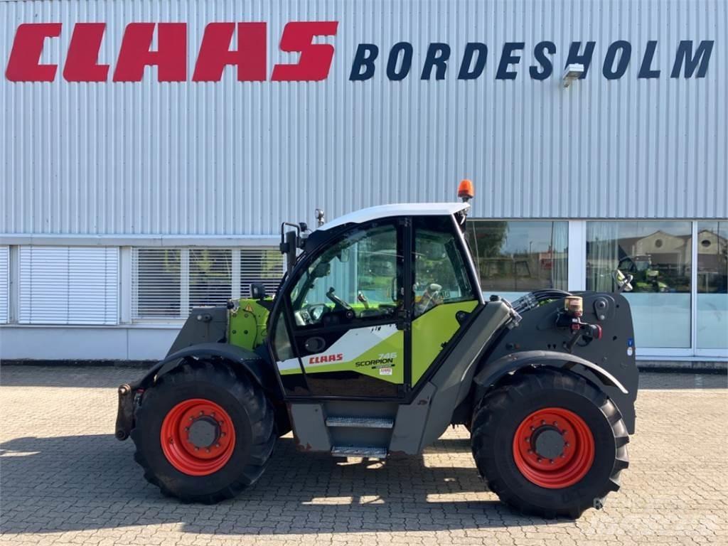 Liebherr T46-7S Teleskopické manipulátory