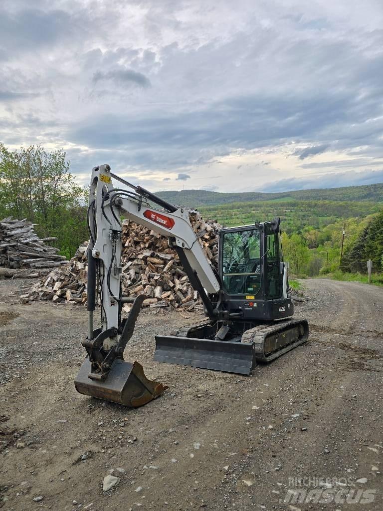 Bobcat E60 Mini rýpadla < 7t