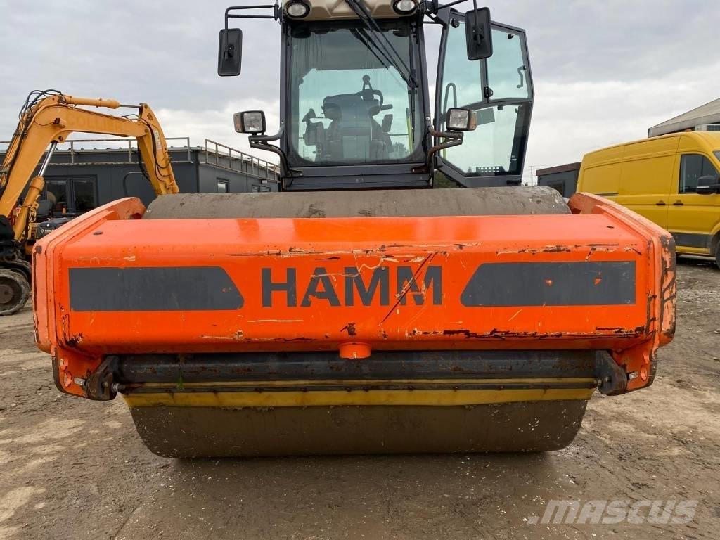 Hamm H 16 i Tahačové válce