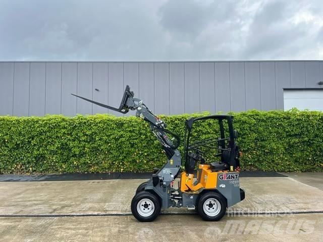 GiANT G 1200 TELE Kolové nakladače
