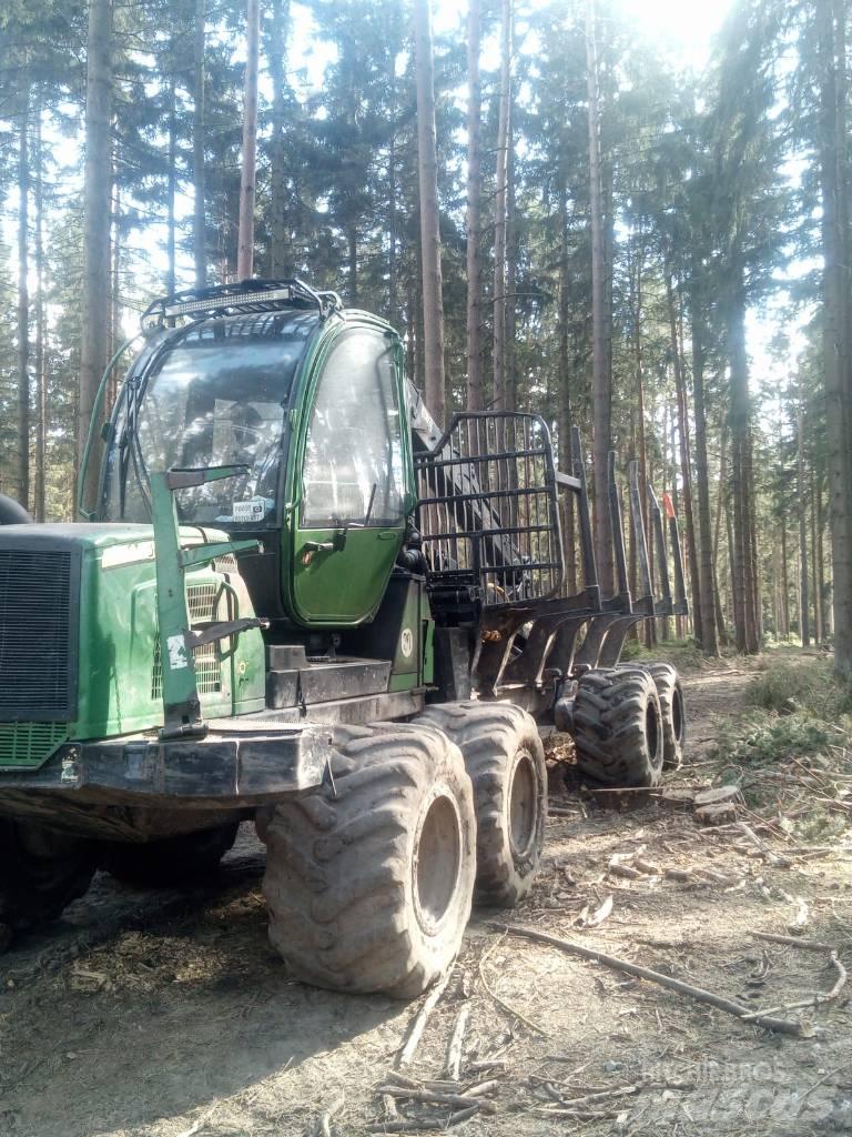 John Deere 1010 E Vyvážecí traktory