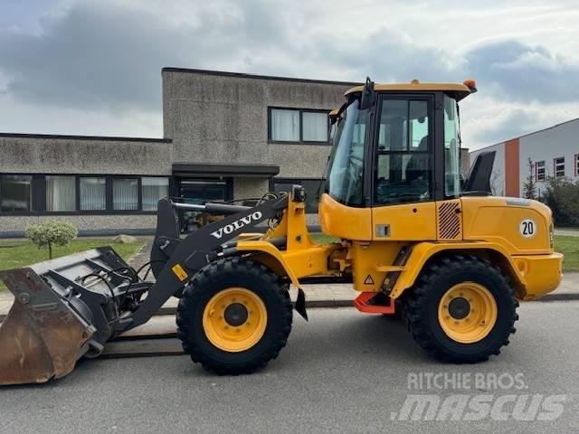 Volvo L 35 G Kolové nakladače