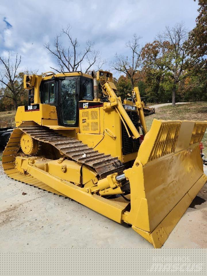 CAT D 6 R Pásové dozery