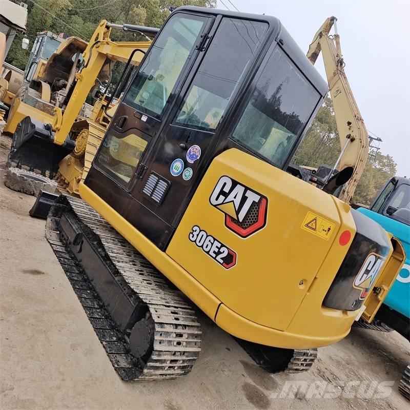 CAT 306E Mini rýpadla < 7t