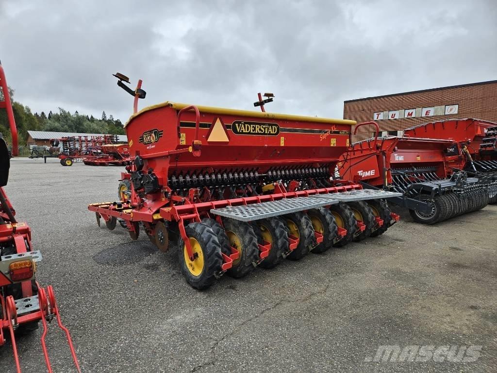 Väderstad Rapid 400 Kombinované secí stroje