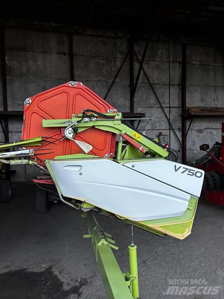 CLAAS Tucano 480 Sklízecí mlátičky