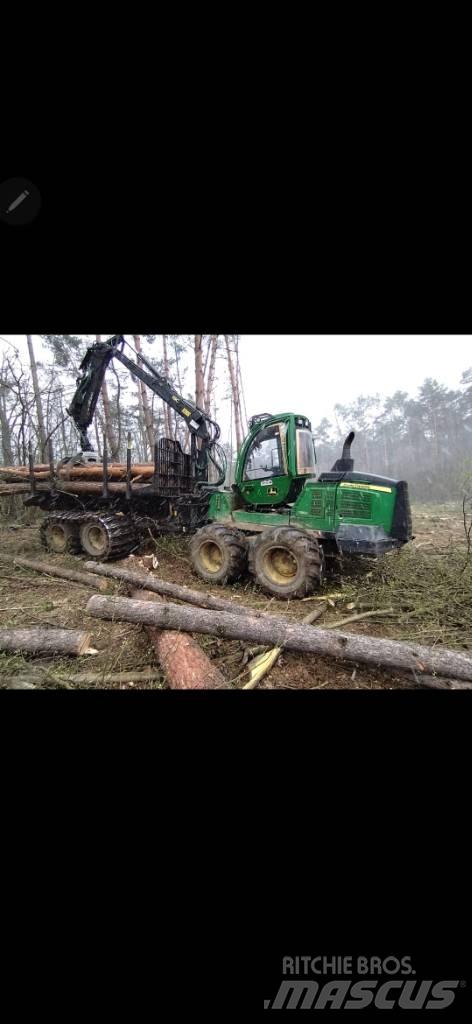 John Deere 1110 Vyvážecí traktory