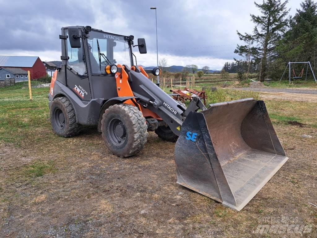 Hitachi ZW75-6C Kolové nakladače